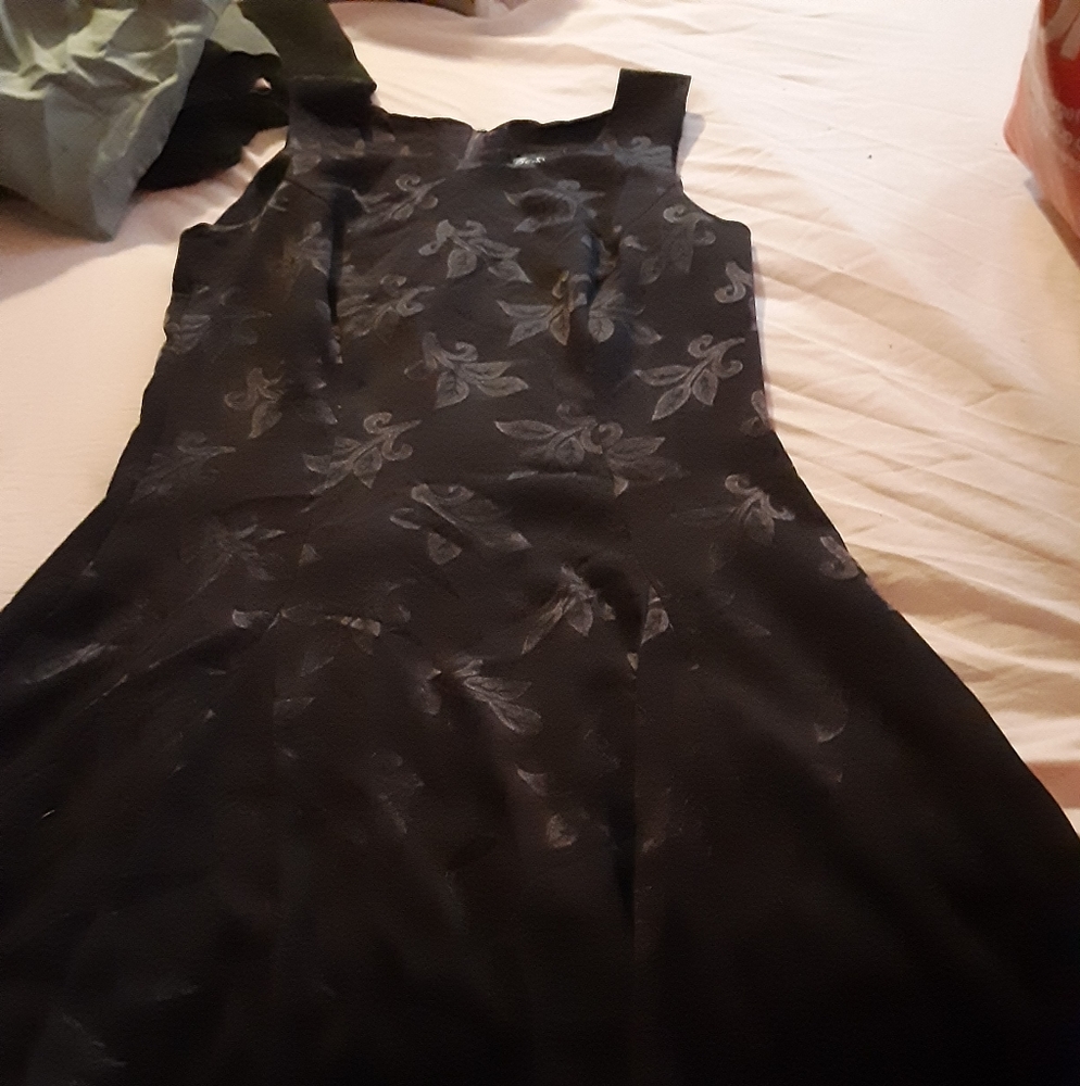 Be smart black/deep Purple and floral cocktail dress